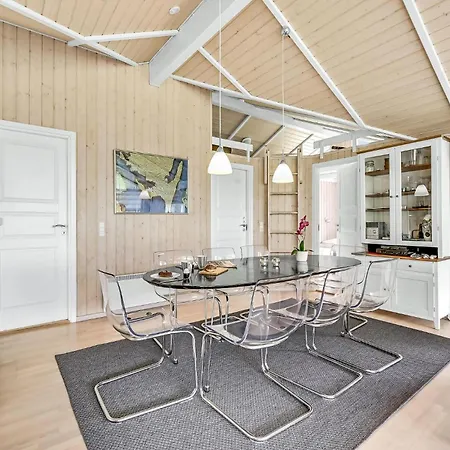 Dyrevenlig Bolig I Rudkøbing Spodsbjerg